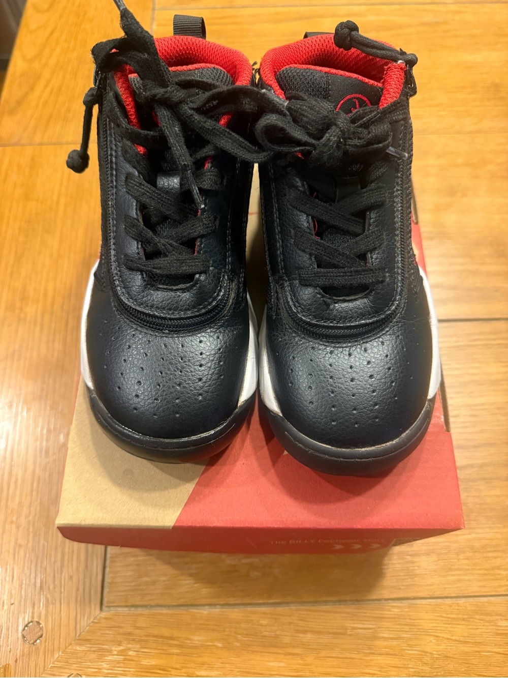 Billy’s footwear Kids Black and Red Athletic Sneakers - zipper closure - size 13